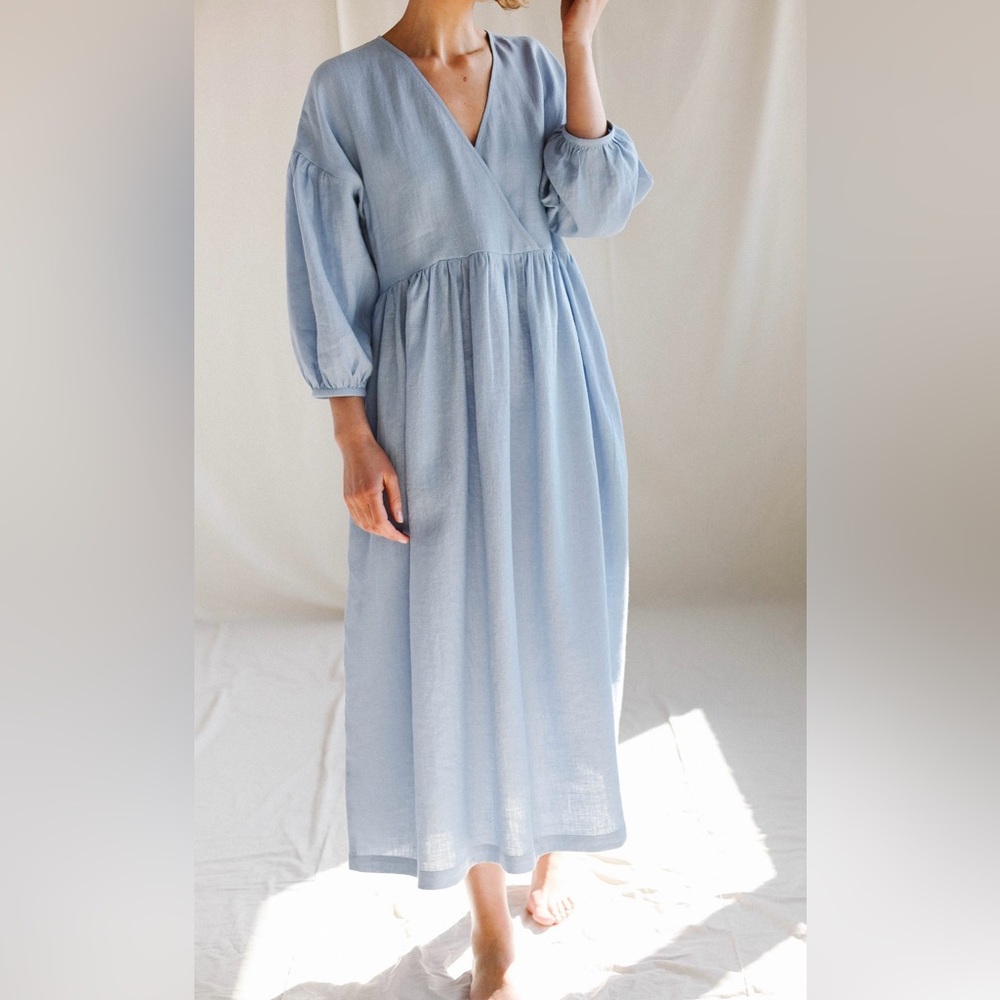 OffOn • Linen V-neck puffy sleeve dress in Sky Blue